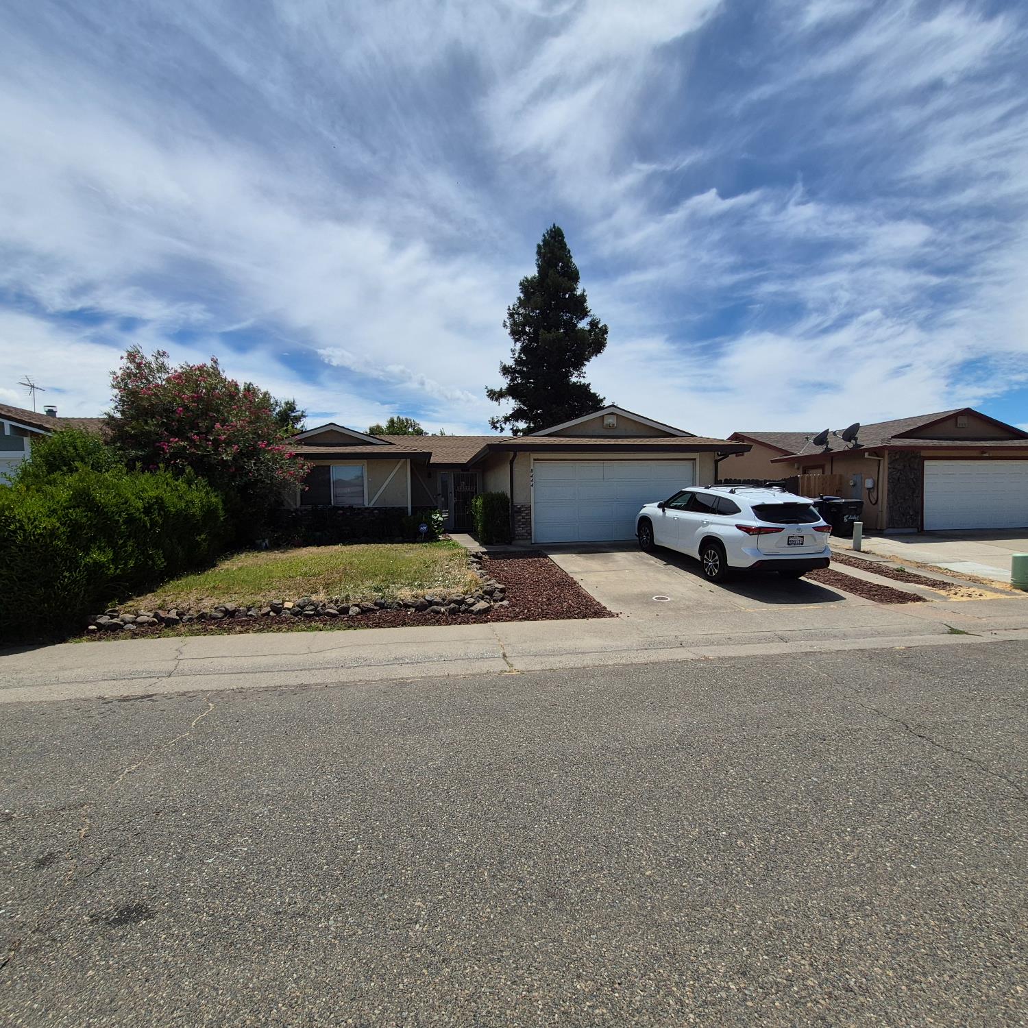 8444 Sierra Sunset Drive