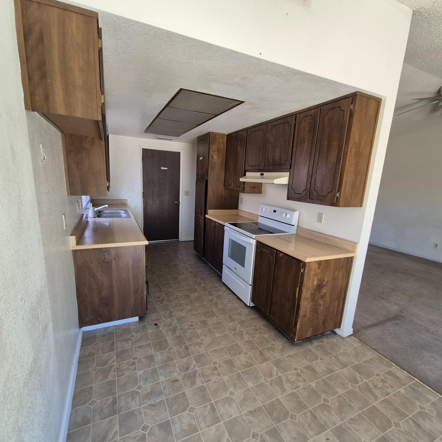 8444 Sierra Sunset Drive