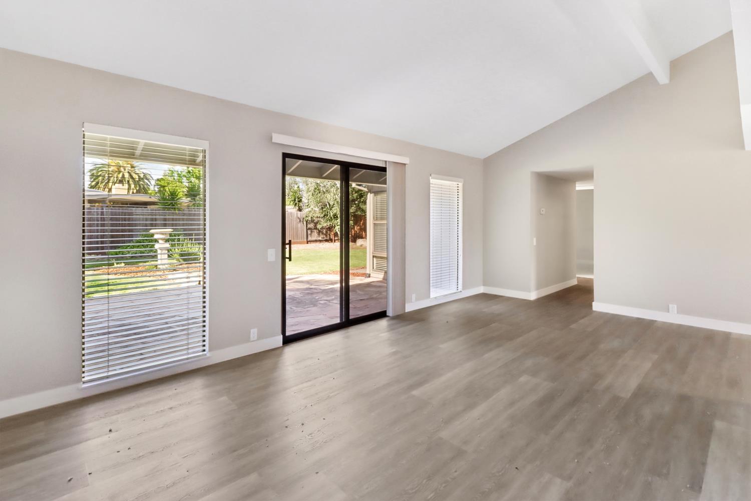 8813 Williamson Drive