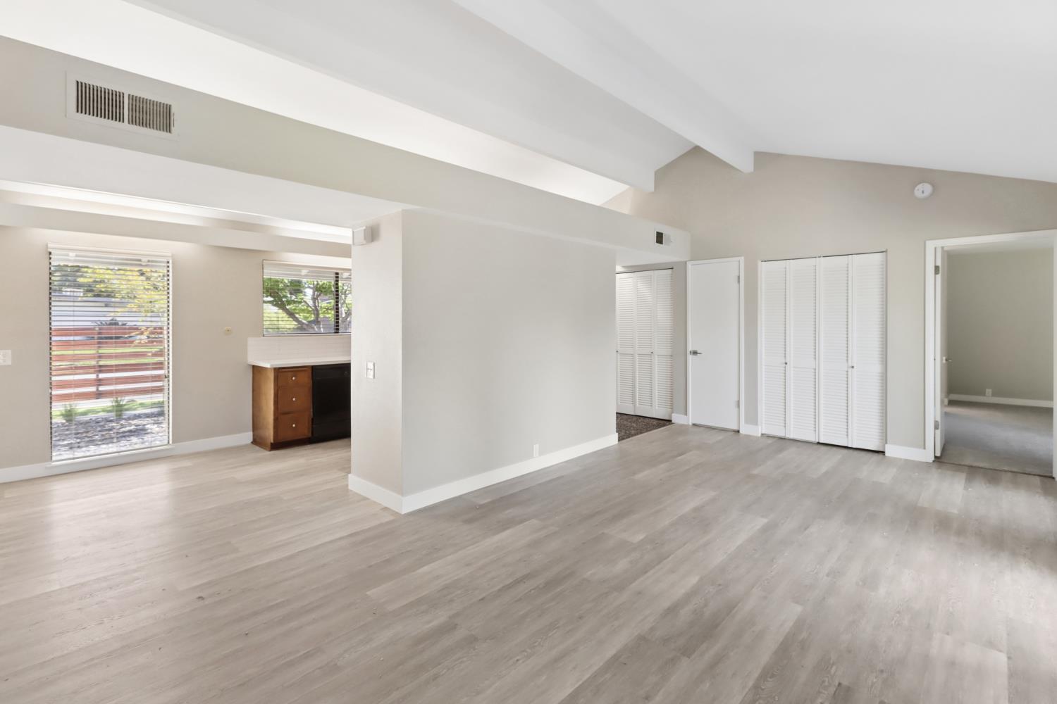 8813 Williamson Drive