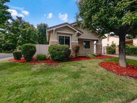 9387 Bennoel Way Elk Grove CA 95758