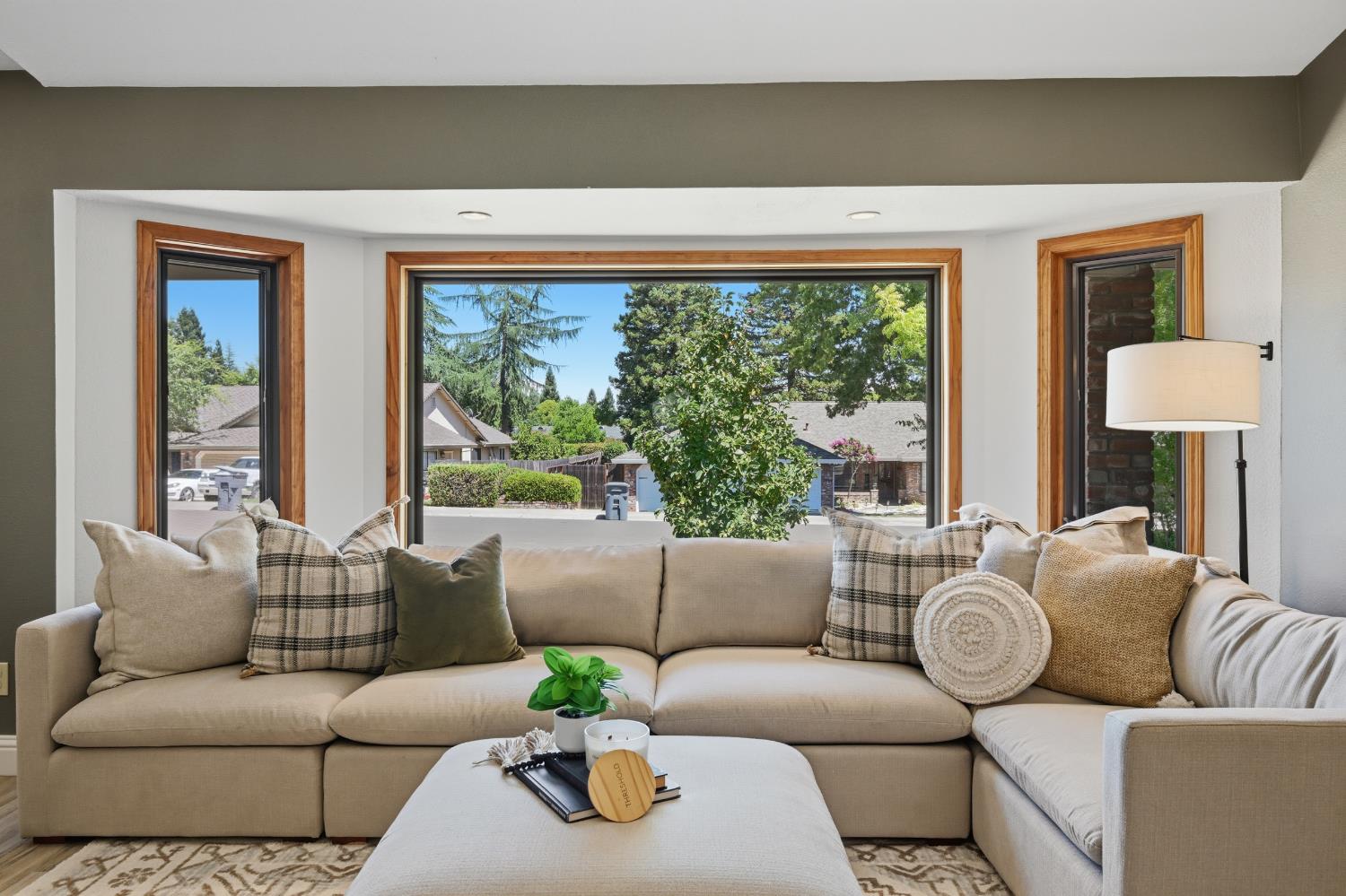 3933 Sweetwater Drive
