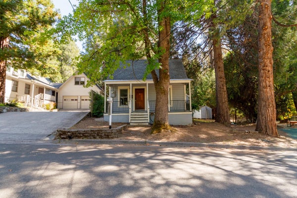 351 LONG ST, NEVADA CITY, CA 95959 - Image e6a73aed202e27cbc4b23c25b50d7a3c/731579769