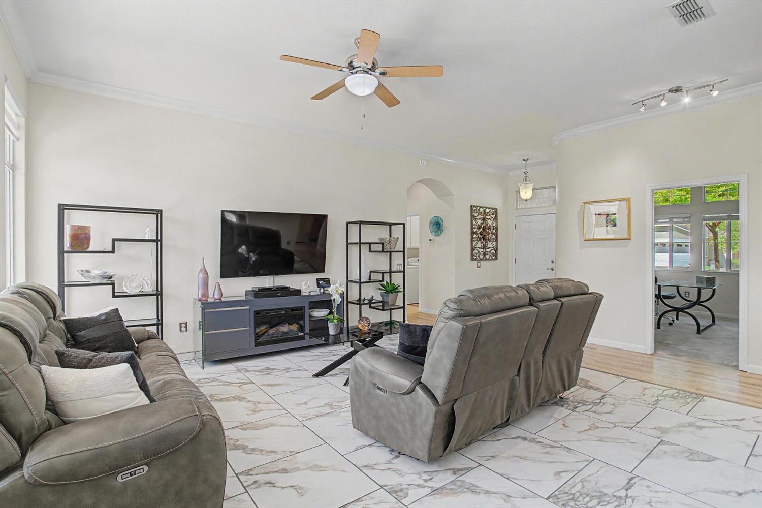 7122 Dream Inn Lane