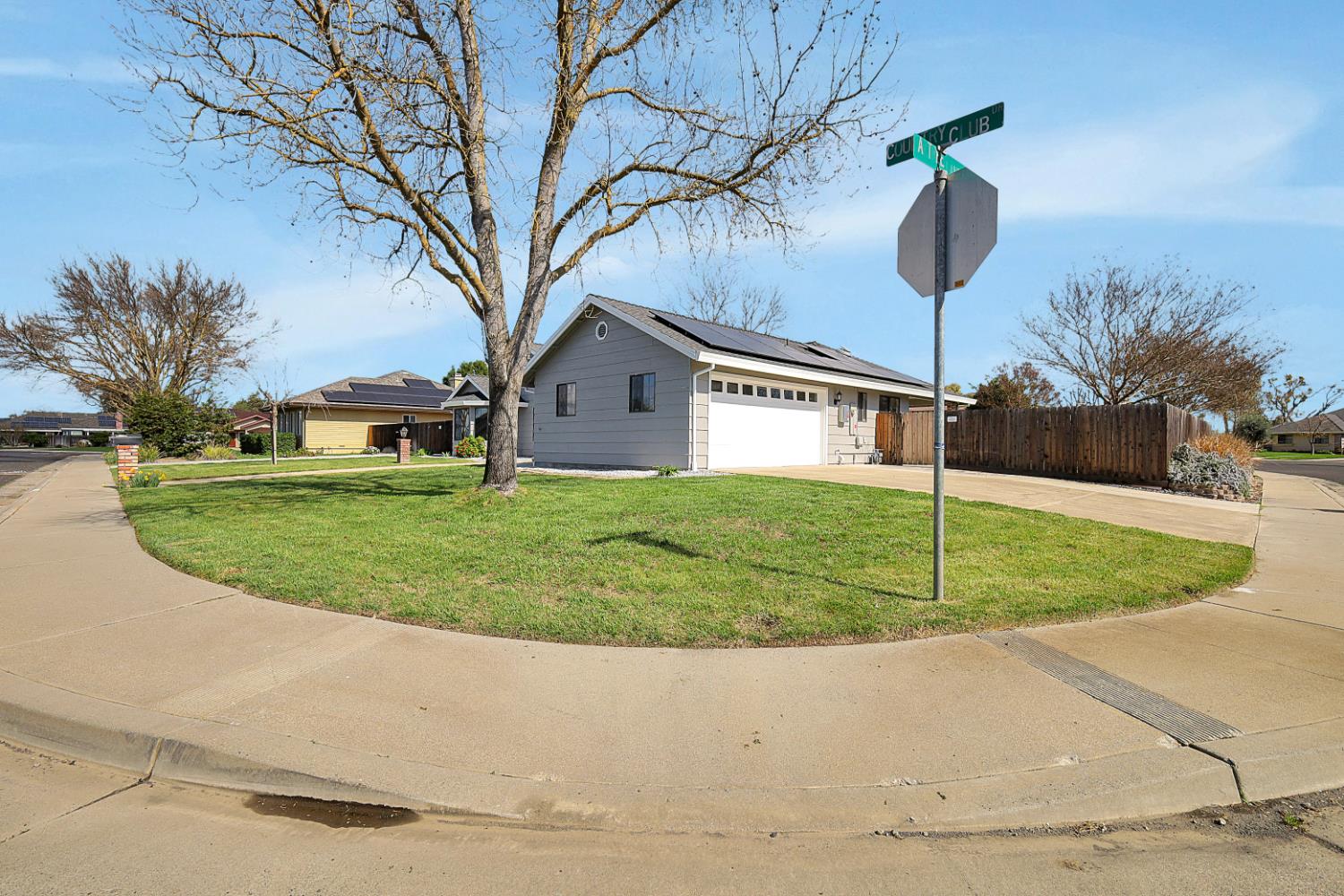 207 Country Club Drive