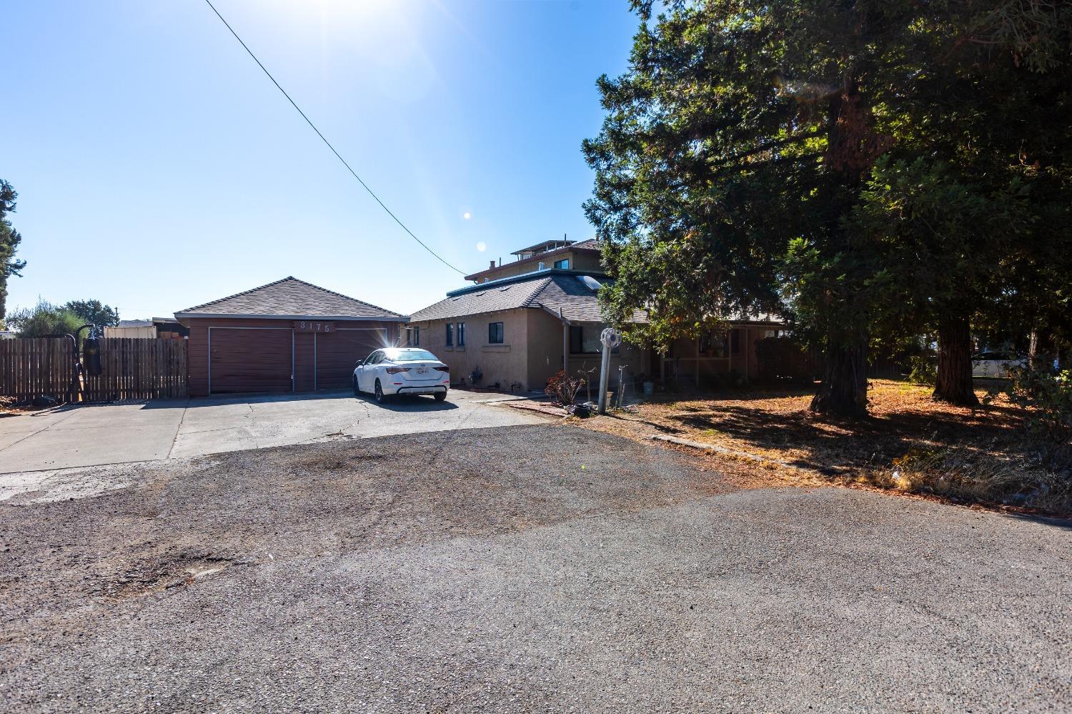 3175 Jefferson Blvd