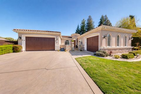 948 Woodridge Court Yuba City CA 95993