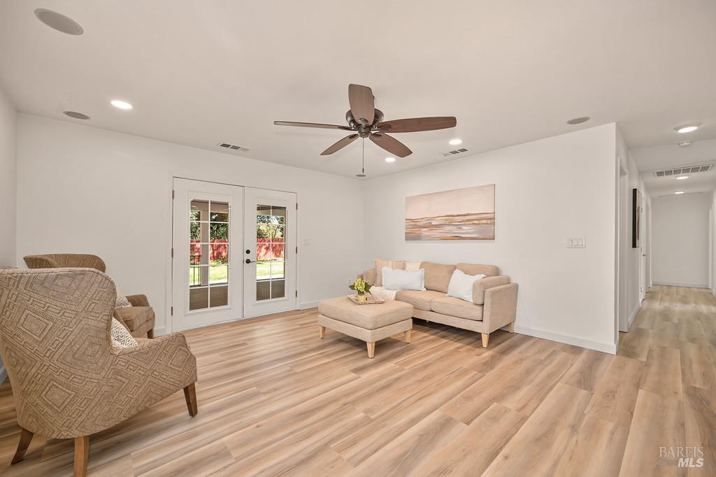 1151 Creekside Drive