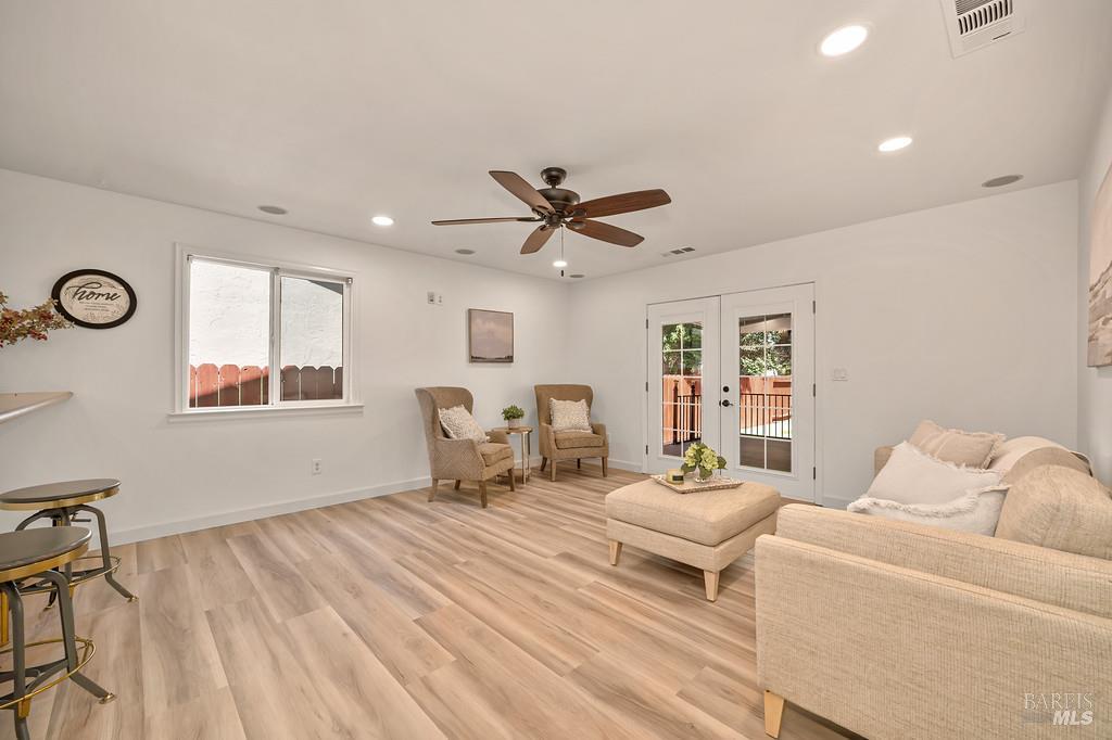 1151 Creekside Drive