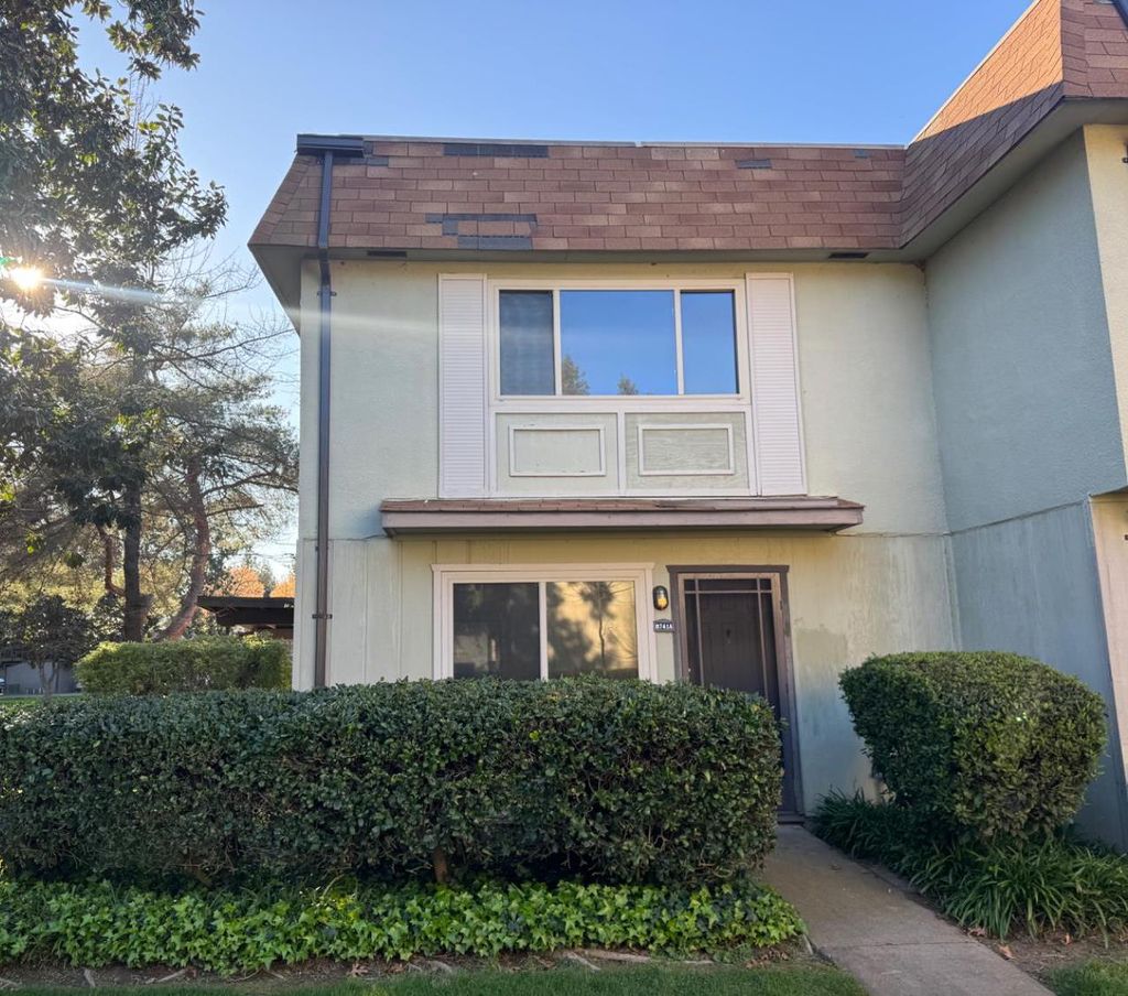 Photo of 8741 Woodman Way #A, Sacramento, CA 95826 (MLS # 226020551)