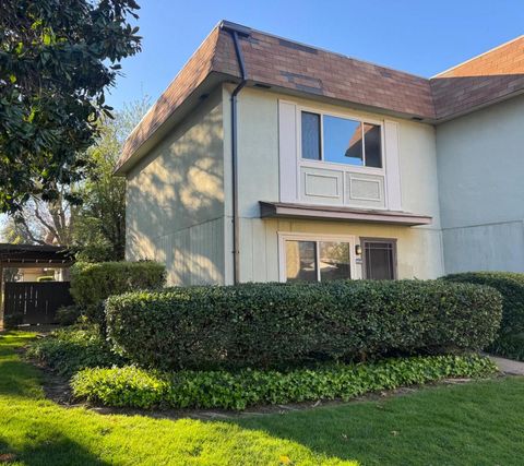 8741 Woodman Way A Sacramento CA 95826