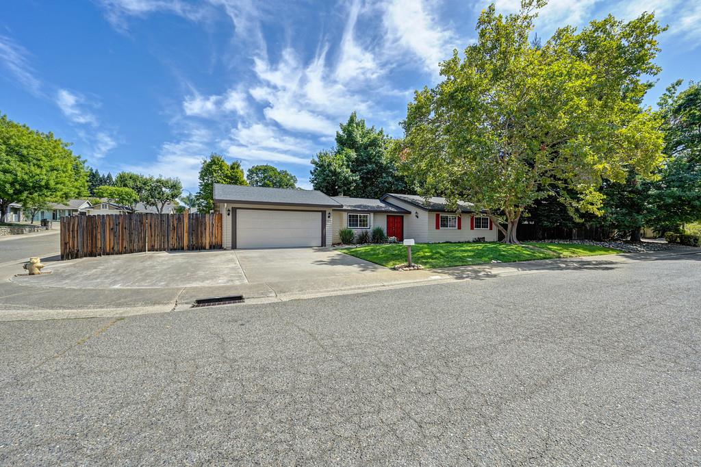 5212 Wagon Way