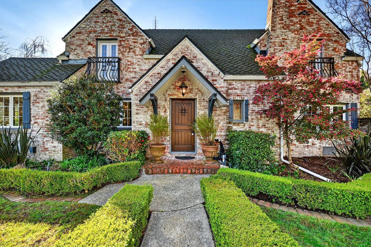 1716 Sutterville Road