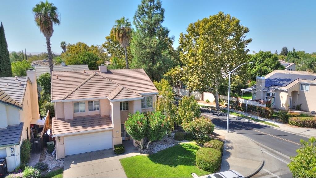 2235 Tahoe Circle