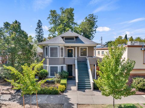 2612 Q Street Sacramento CA 95816