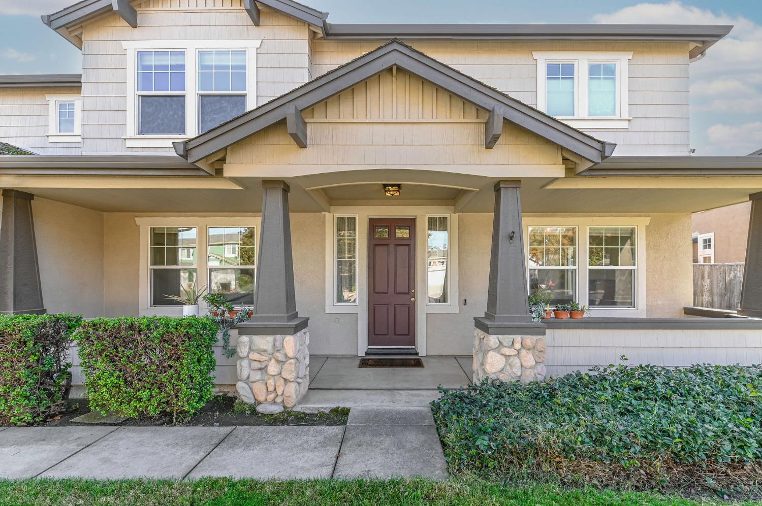 2008 Centennial Court