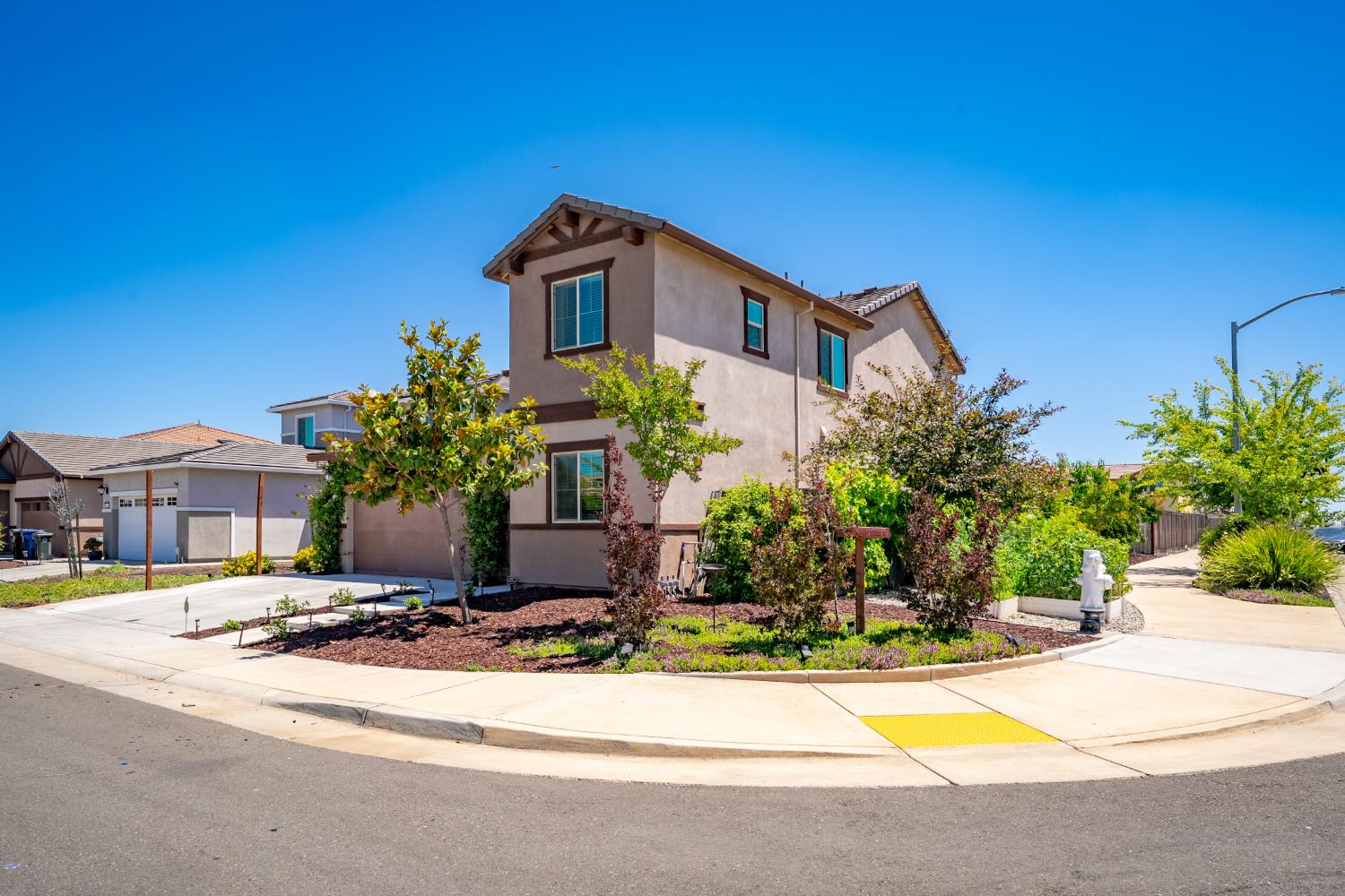 12800 Herringbone Way