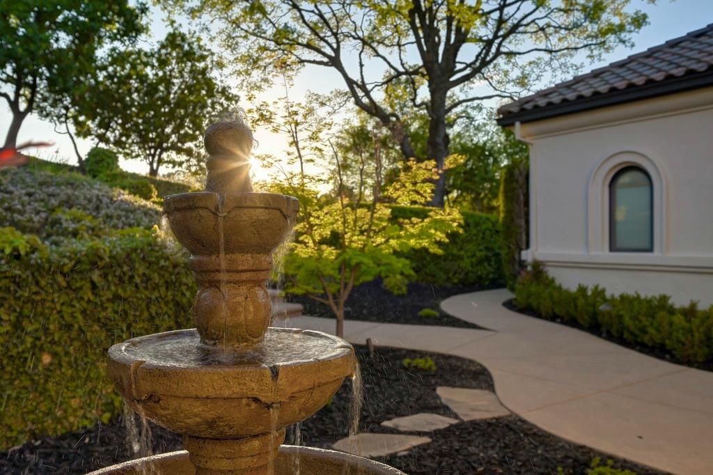 Photo of 3684 Greenview Drive, El Dorado Hills, CA 95762 (MLS # 226031013)
