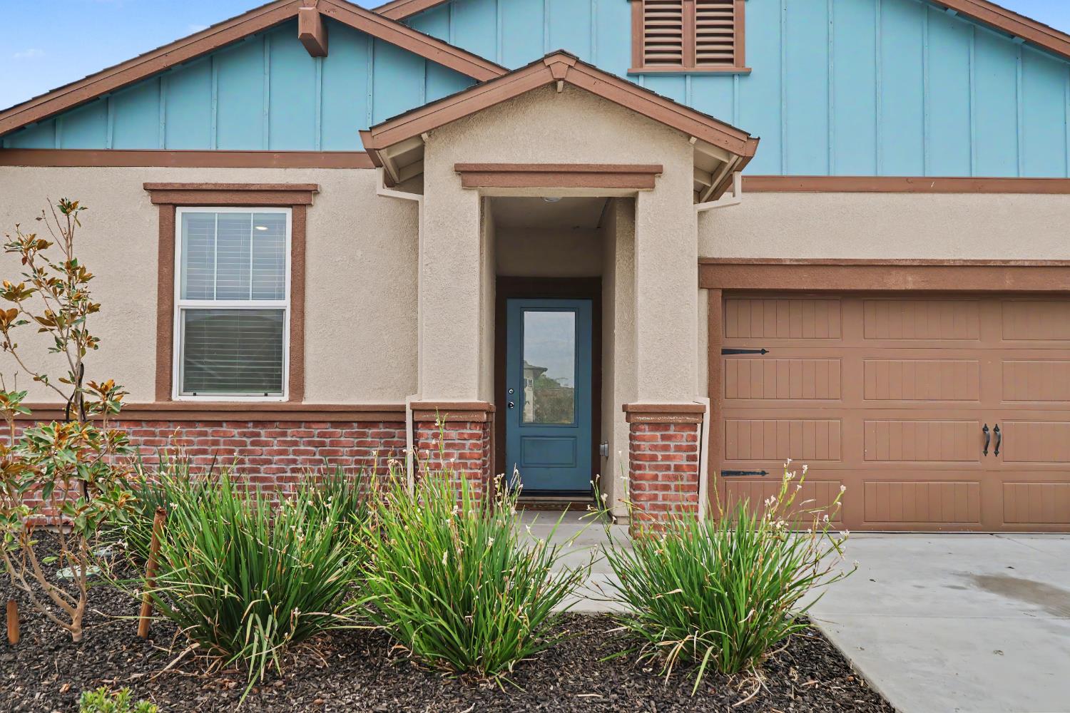 3448 Sina Court