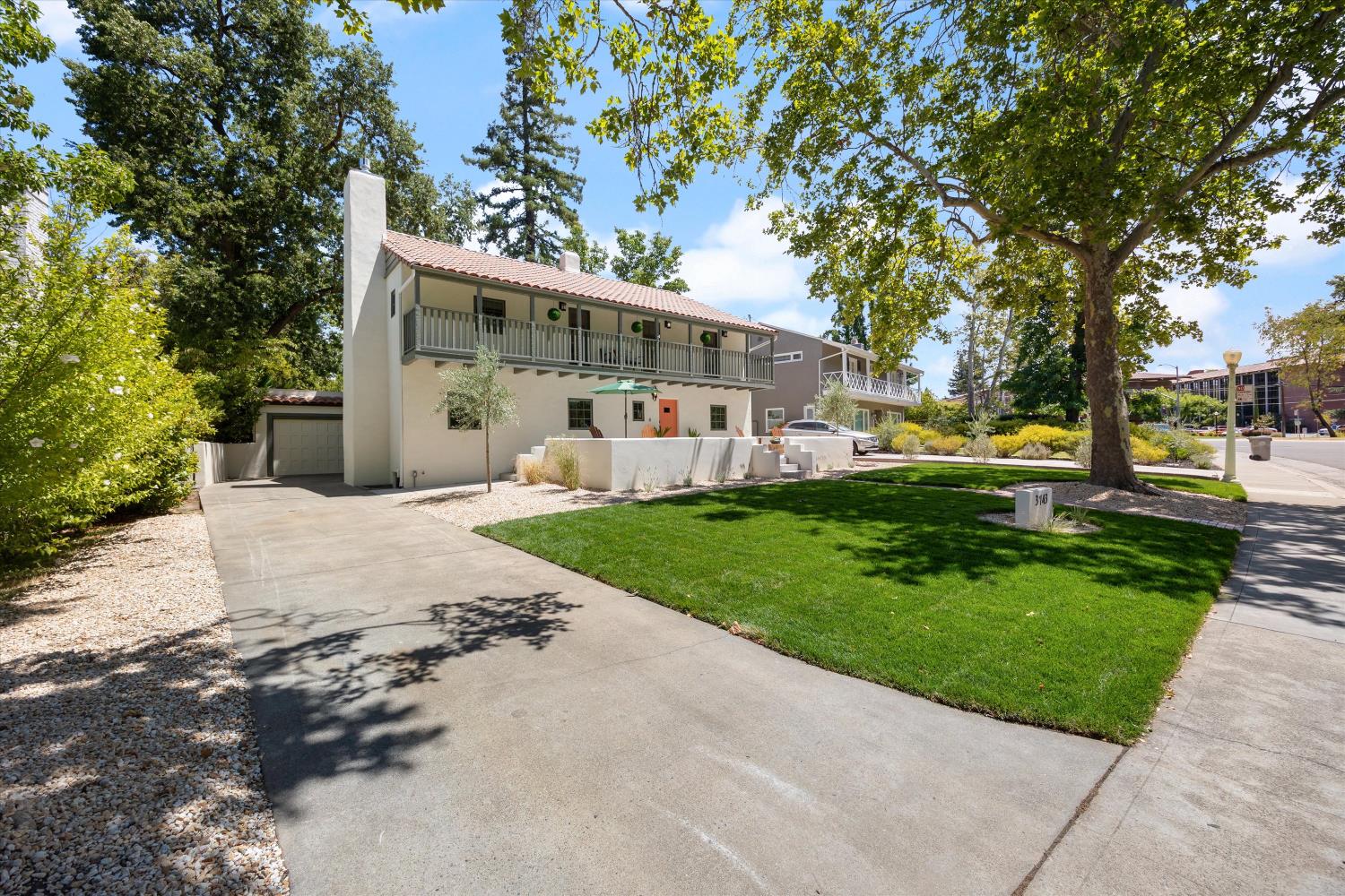 3743 College Avenue