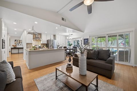 9349 Rolling Glenn Ct Orangevale CA 95662