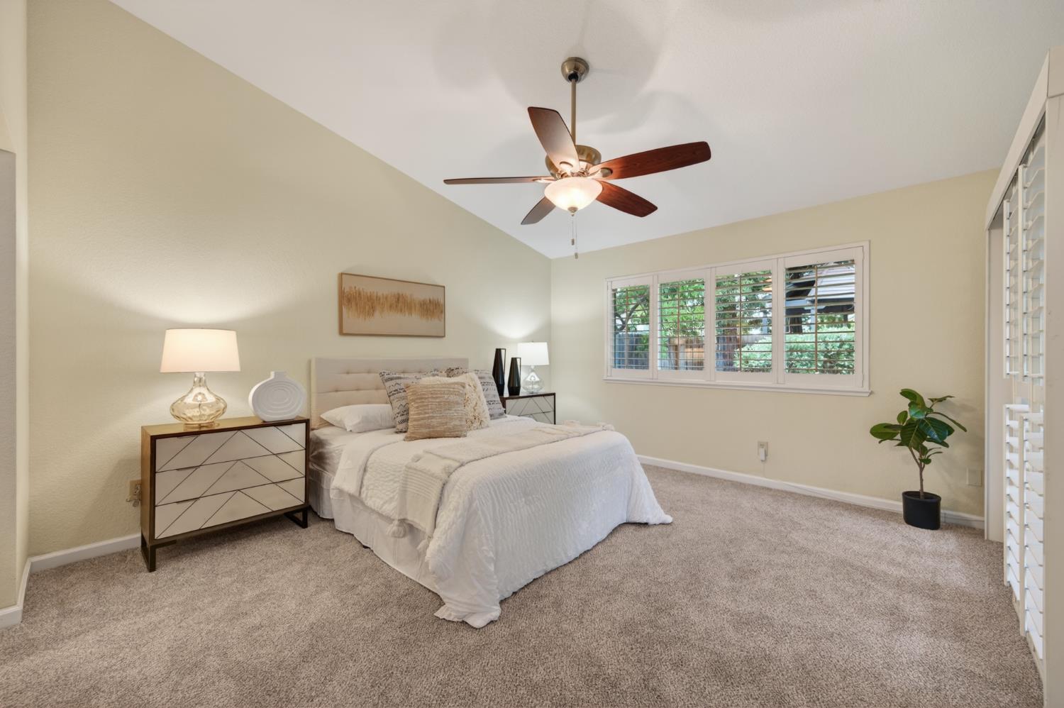 9349 Rolling Glenn Ct