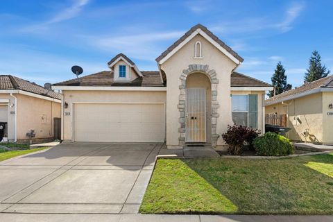1834 Zurlo Way Sacramento CA 95835