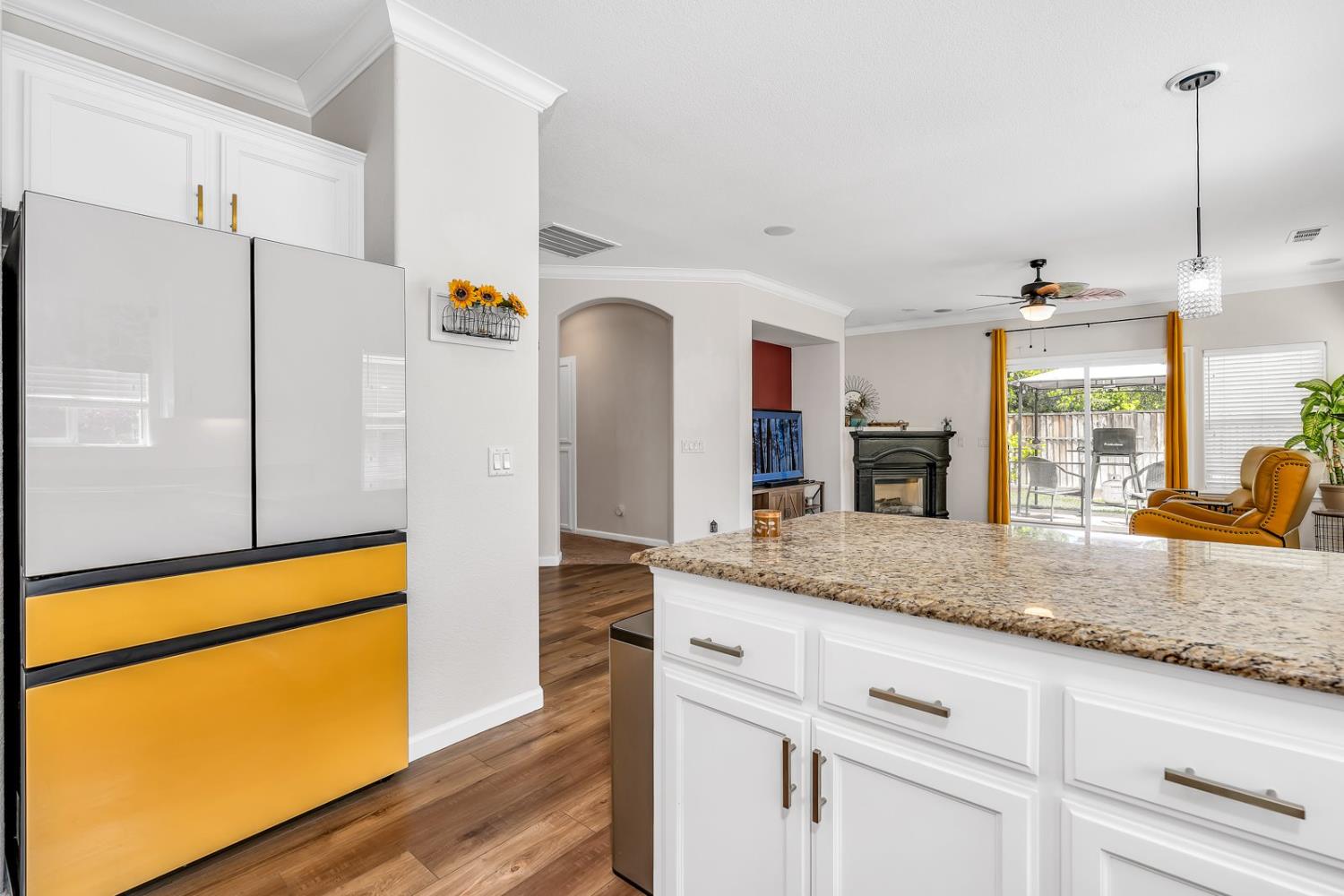 Los Banos, California 93635, United States, 3 Bedrooms Bedrooms, ,2 BathroomsBathrooms,Residential,Pending,128996