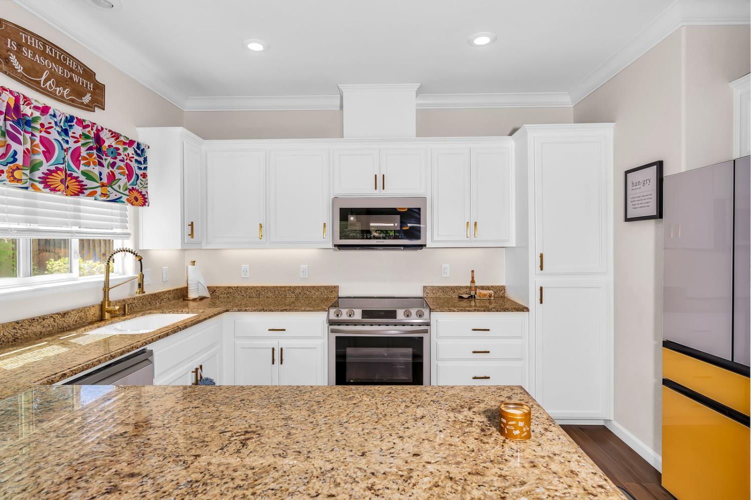 Los Banos, California 93635, United States, 3 Bedrooms Bedrooms, ,2 BathroomsBathrooms,Residential,Pending,128996