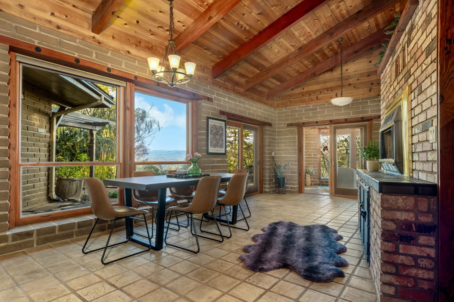 20990 Tiger Tail Road