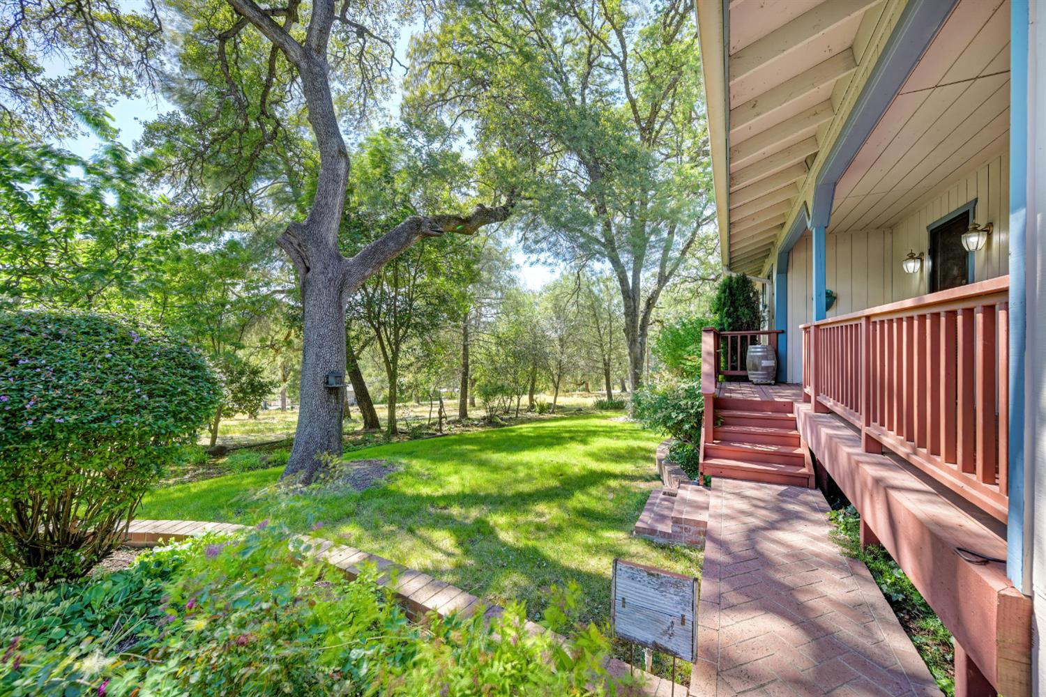 4220 Miller Oak Drive