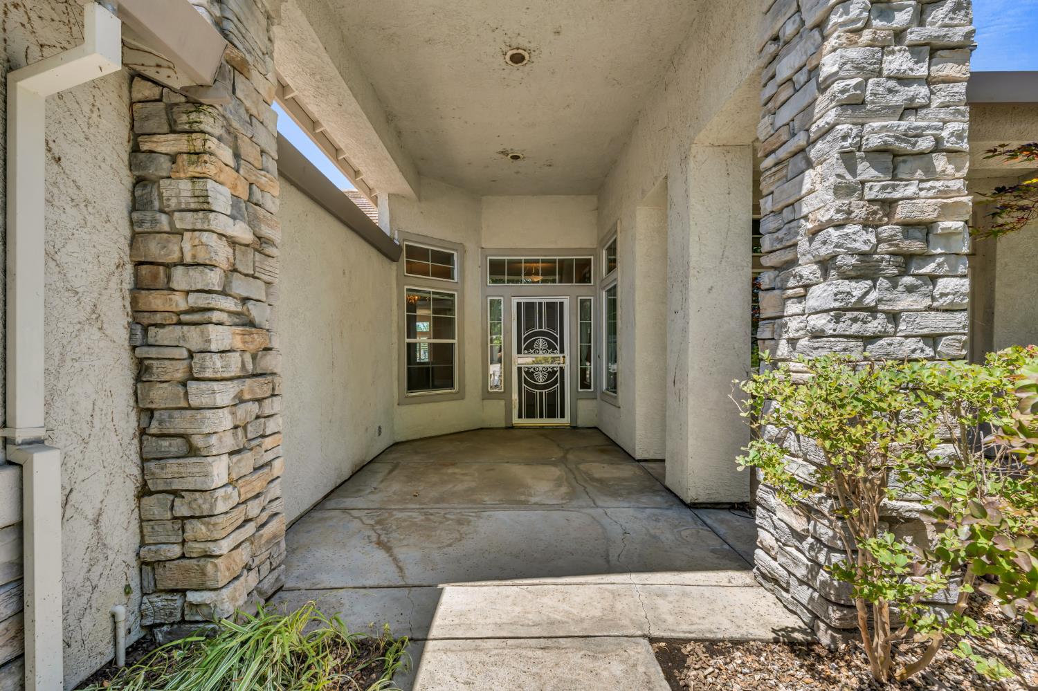 9282 Monmouth Court