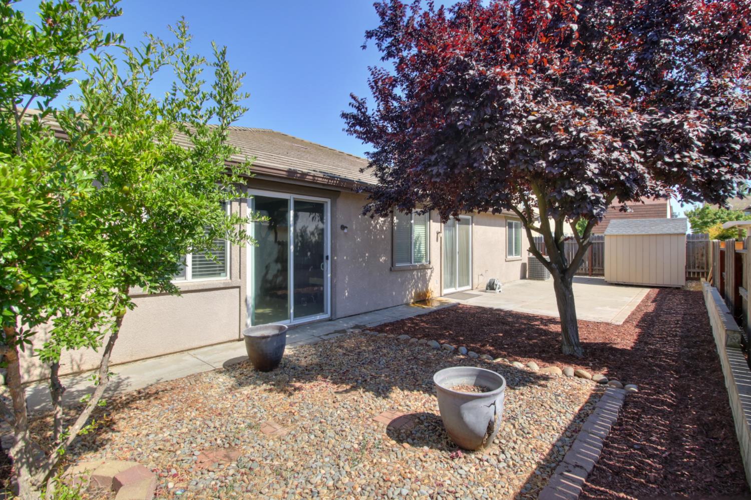 Elk Grove, California 95757, United States, 5 Bedrooms Bedrooms, ,3 BathroomsBathrooms,Residential,Active,163224