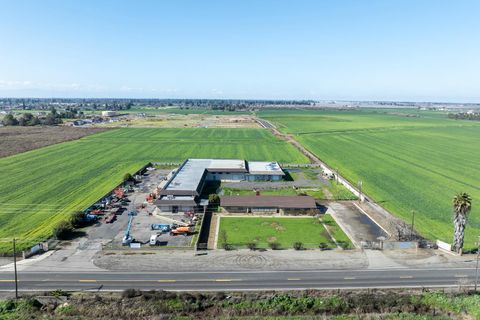 3941 Roselle Avenue Modesto CA 95357