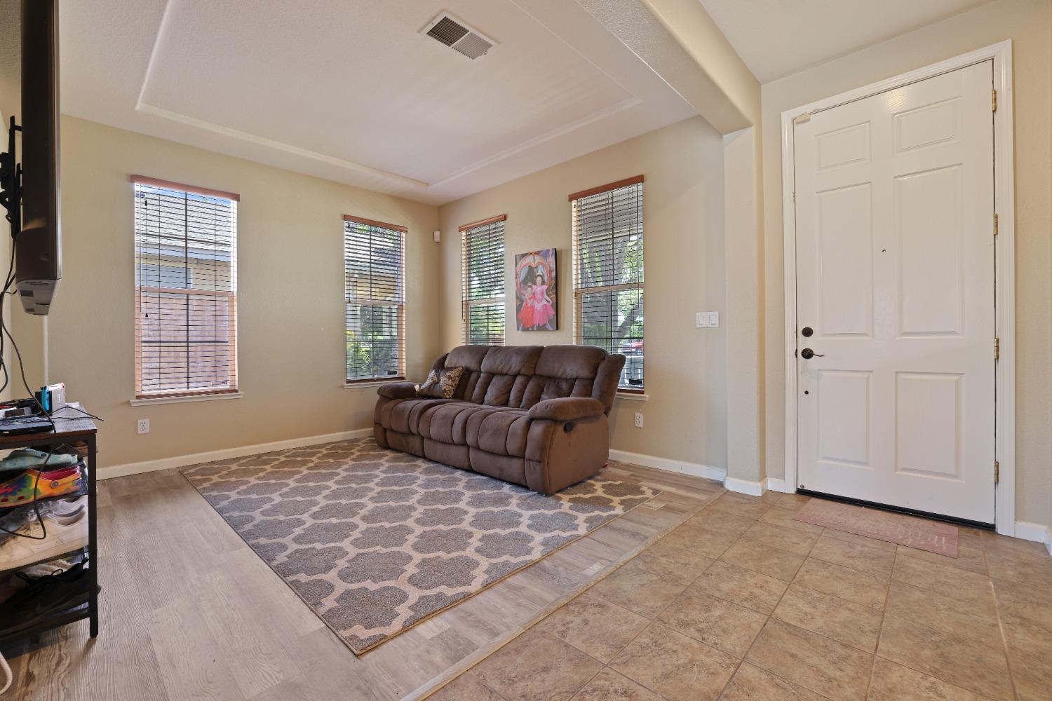 1740 Vintage Circle