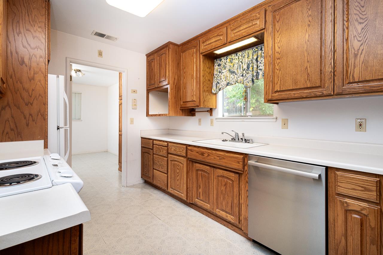 8643 Pershing Avenue