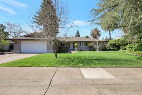 2851 Royal Palm Way Carmichael CA 95608