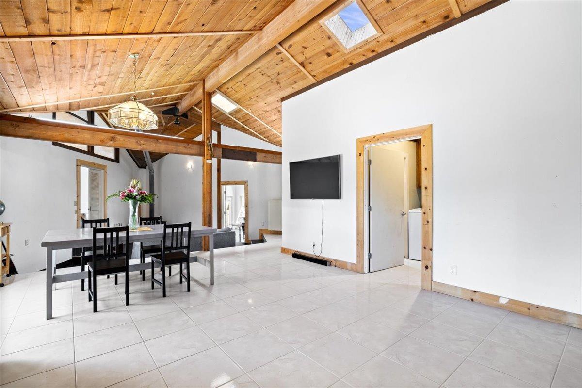 2175 East Green Springs