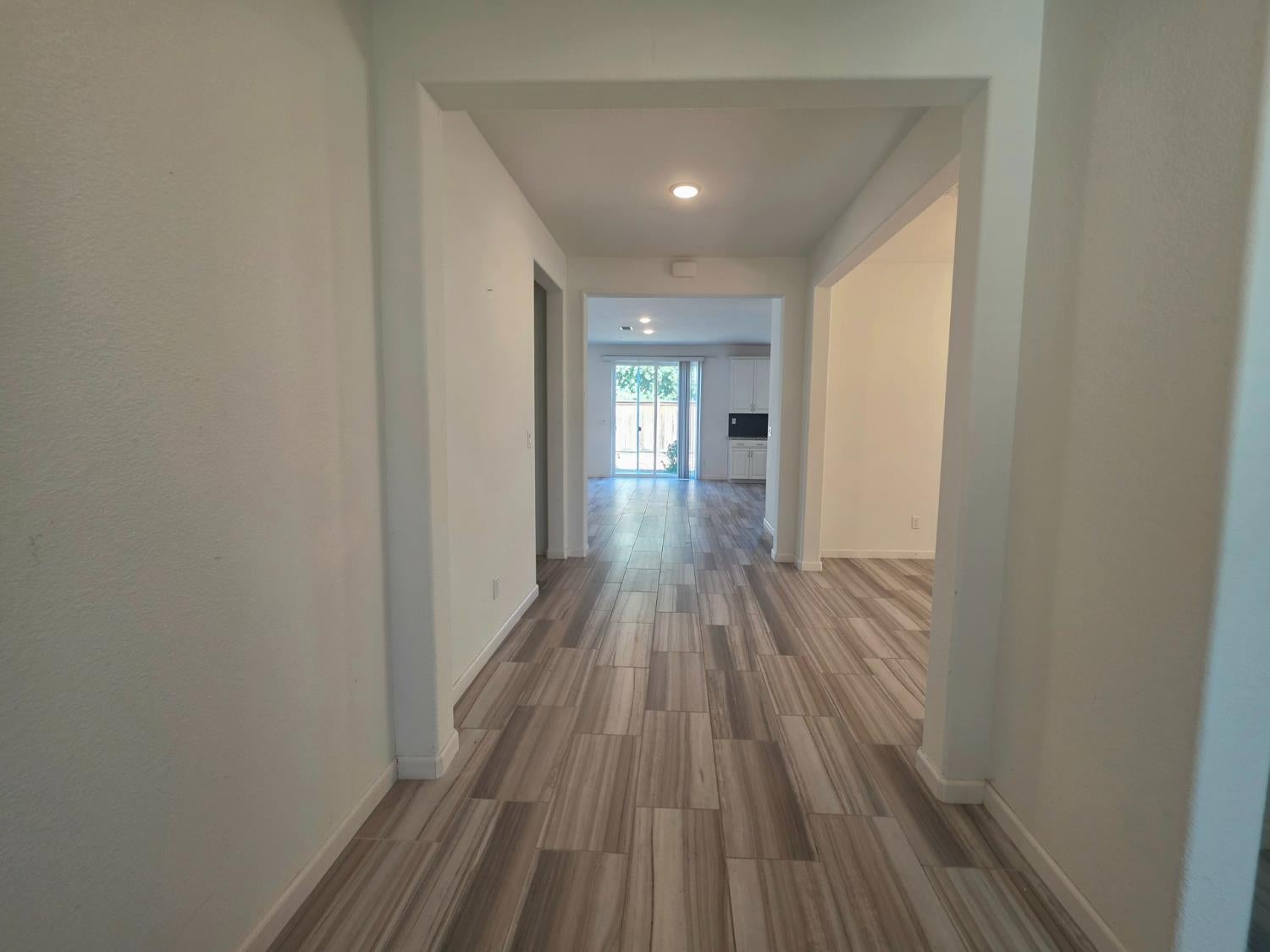 8747 Esperia Way