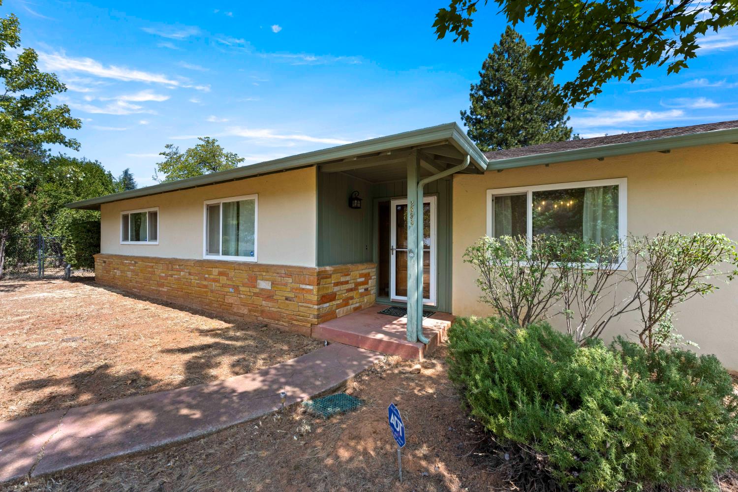 2693 Westwood Drive