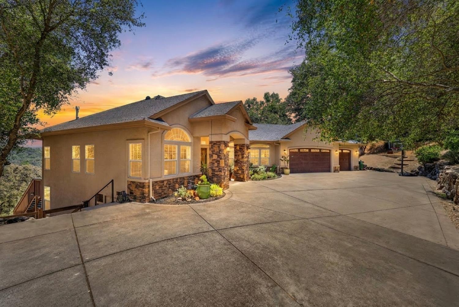 4207 Bearpaw Court