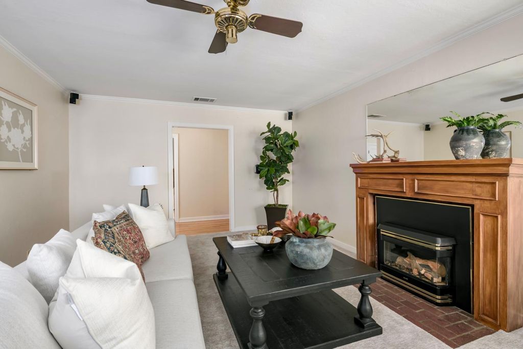 Photo of 12 Bliss Avenue, Woodland, CA 95695 (MLS # 226030907)