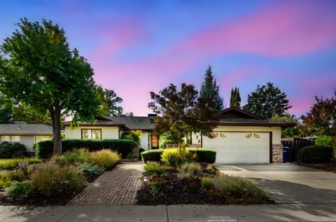 6450 Perrin Way Carmichael CA 95608