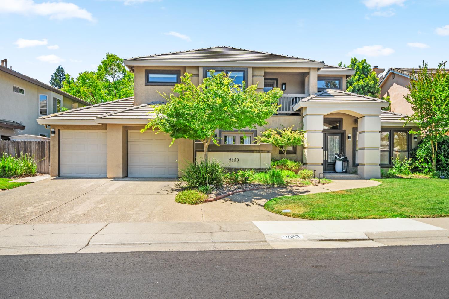 9033 Laguna Lake Way