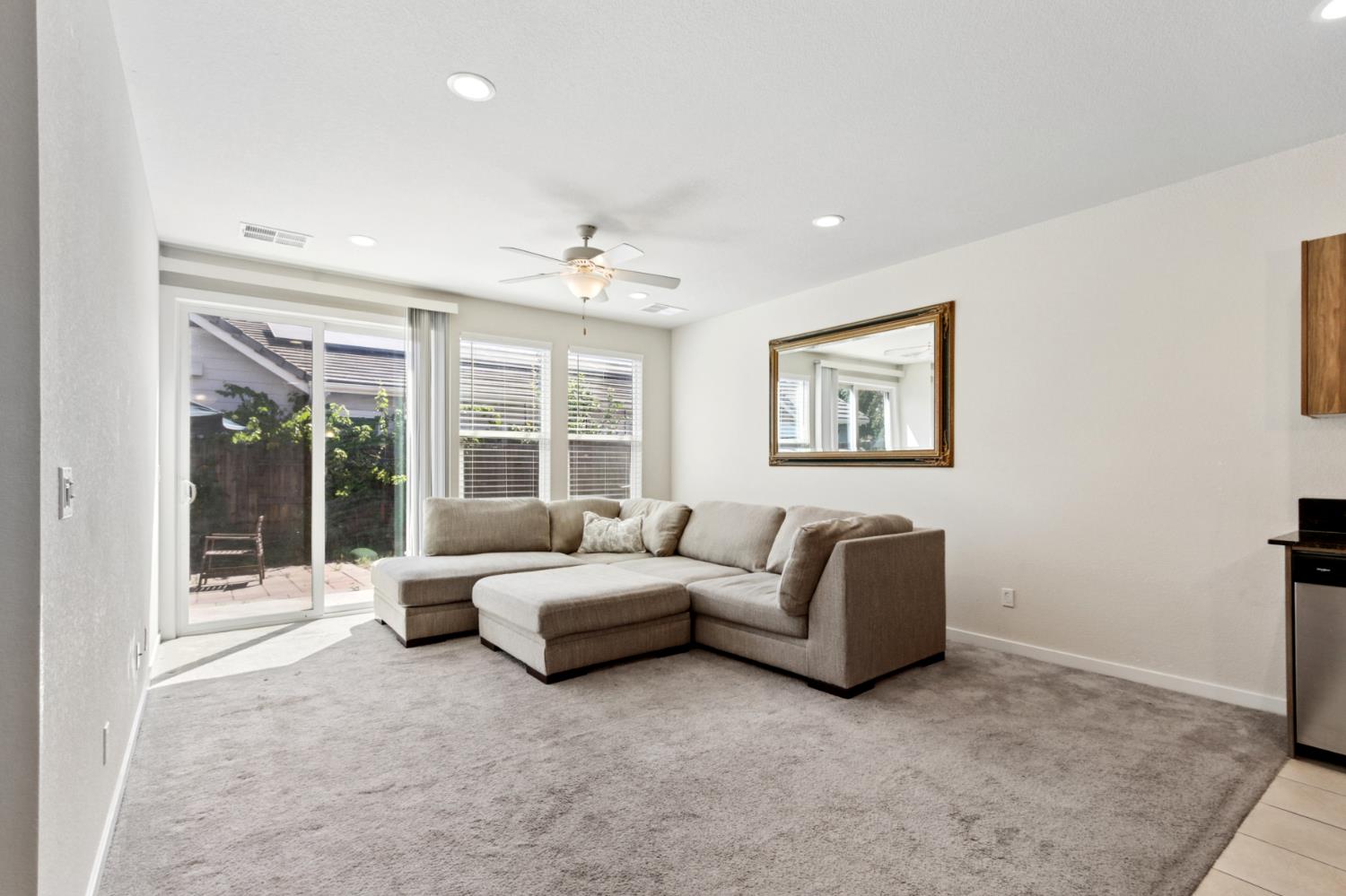 270 Grande Avenue