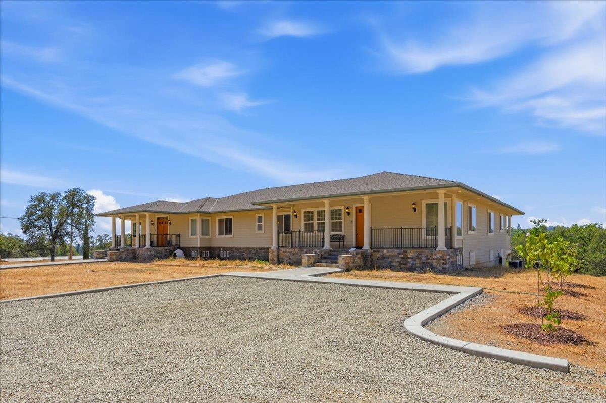 19114 Halcon Crest Court