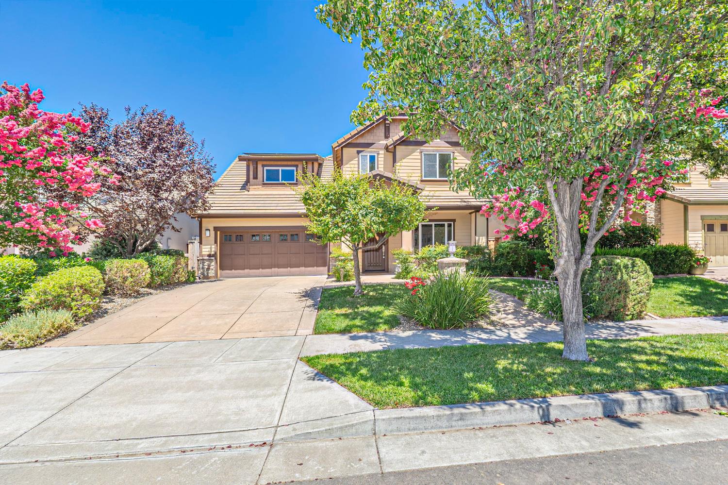 949 oliver Court