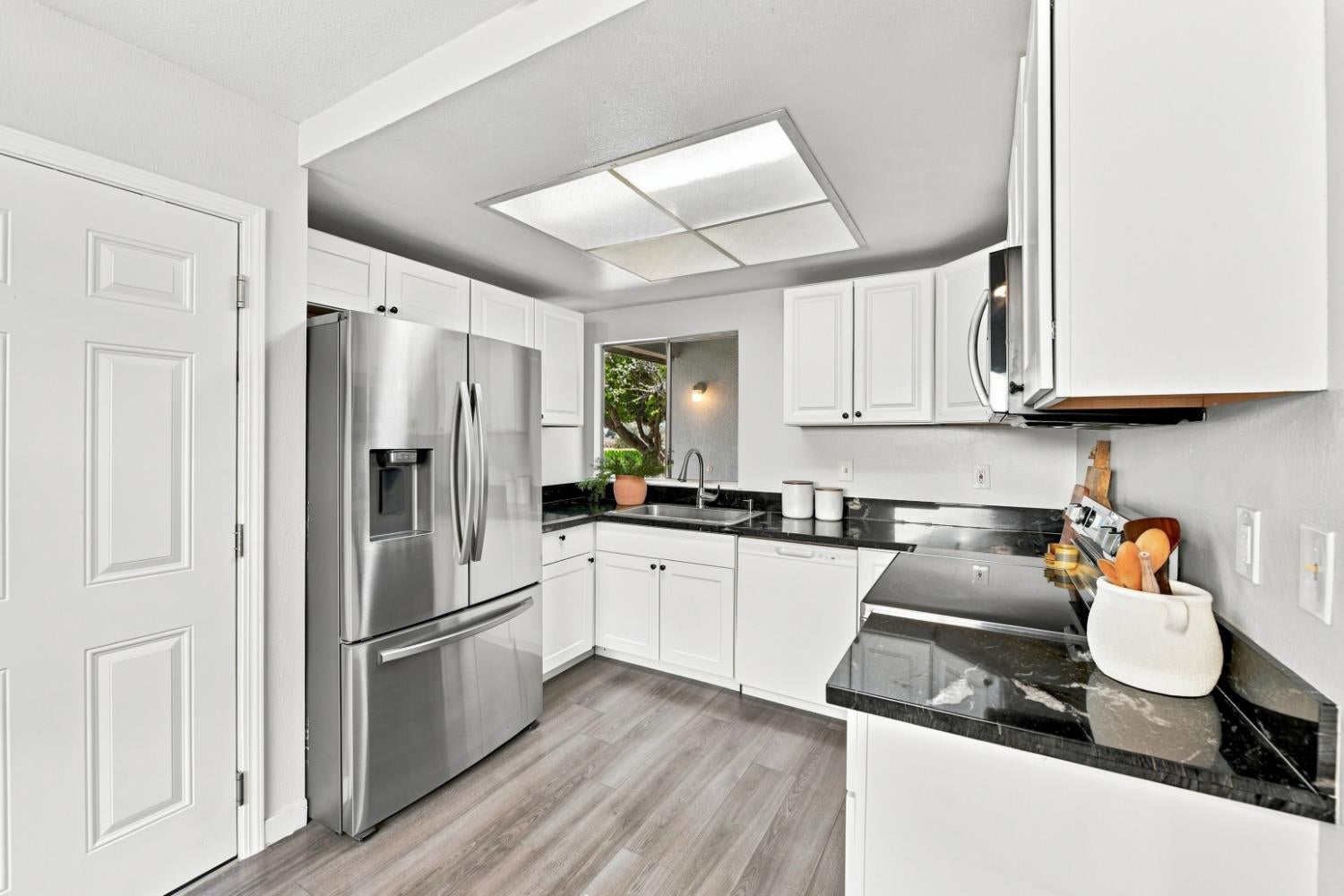 3301 Huntsman Drive