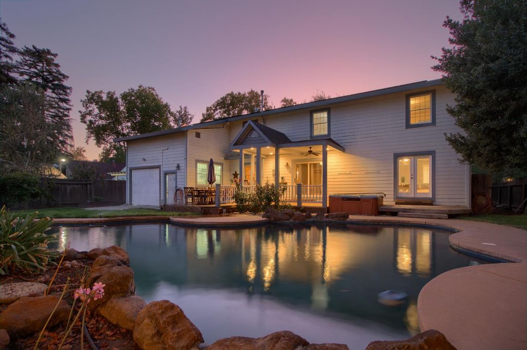 Photo of 521 4th Street, Woodland, CA 95695 (MLS # 225134971)