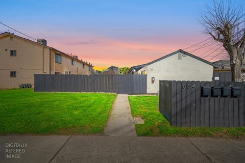 634 Cummins Way West Sacramento CA 95605